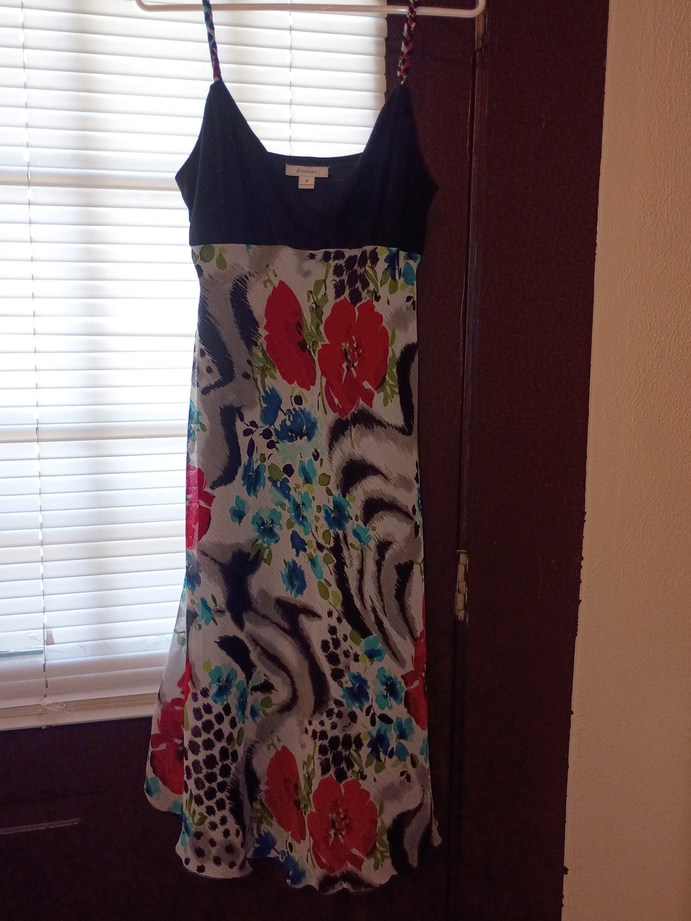 Floral Print Maxi Dress with Black Bodice (M23)